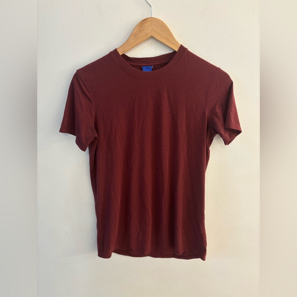 Kit and Ace Burgundy Maroon Crew Neck Short Sleeve T-Shirt, Super Soft, Size XS